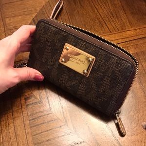 Wristlet authentic Michael Kors